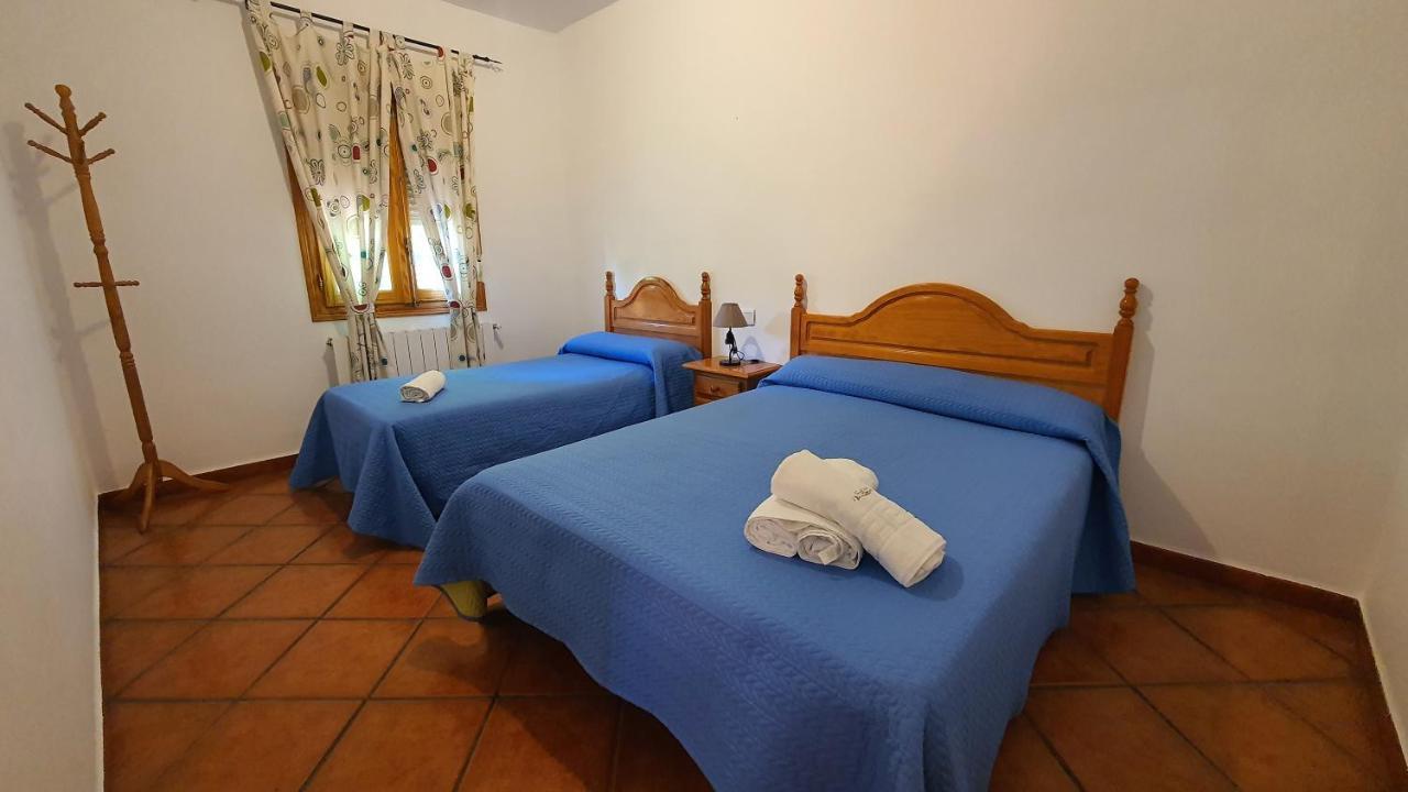 Alojamiento Rural Casa Inocente La Toba  Exterior photo